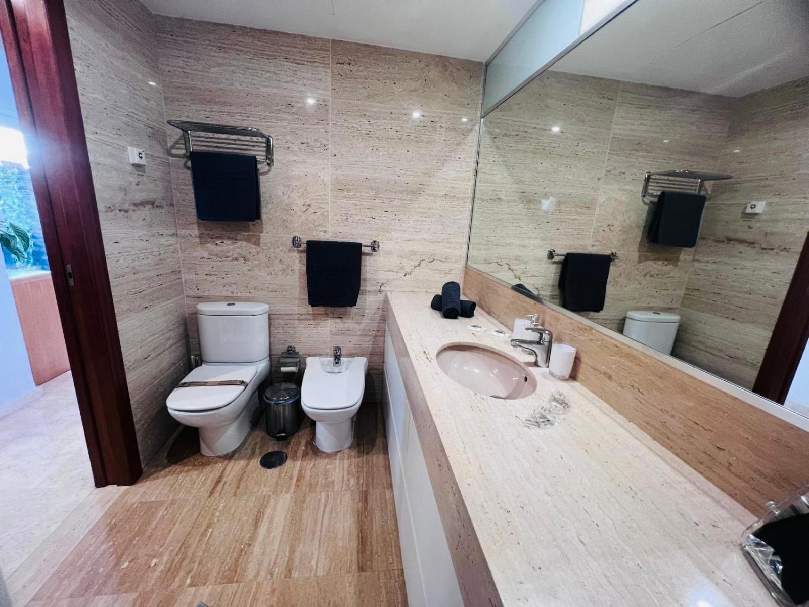 Sol Andalusi Apartment อาเลาริน เดลา ตอร์เร ภายนอก รูปภาพ